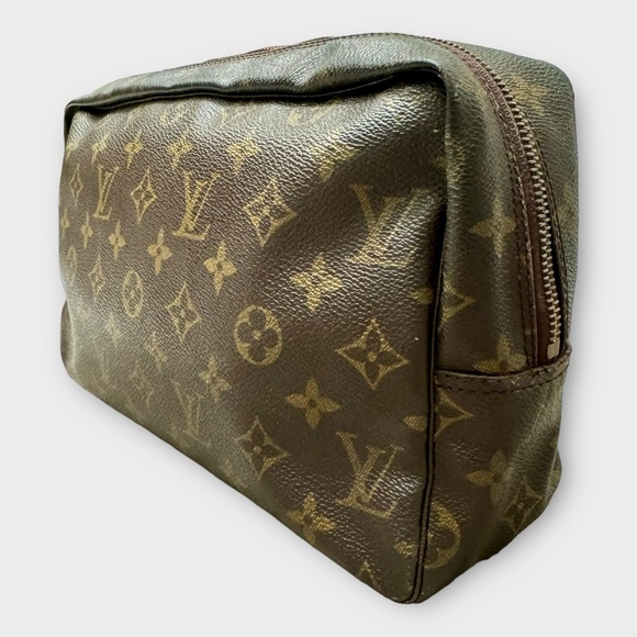 LOUIS VUITTON Monogram XL Trousse Toilette 28, Vintage, Unisex - Picture 4 of 14